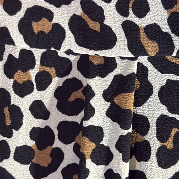 Leopard Print Blouse - Picture 9 of 9